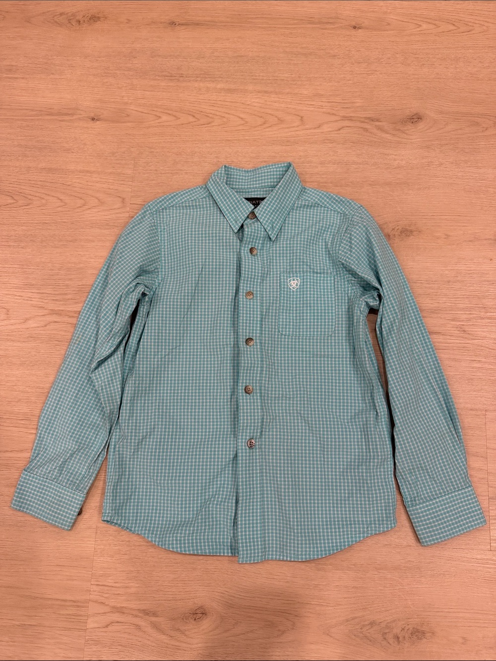 Ariat Boys XS 7 Blue Check Button-Up Shirt with Chest Logo
